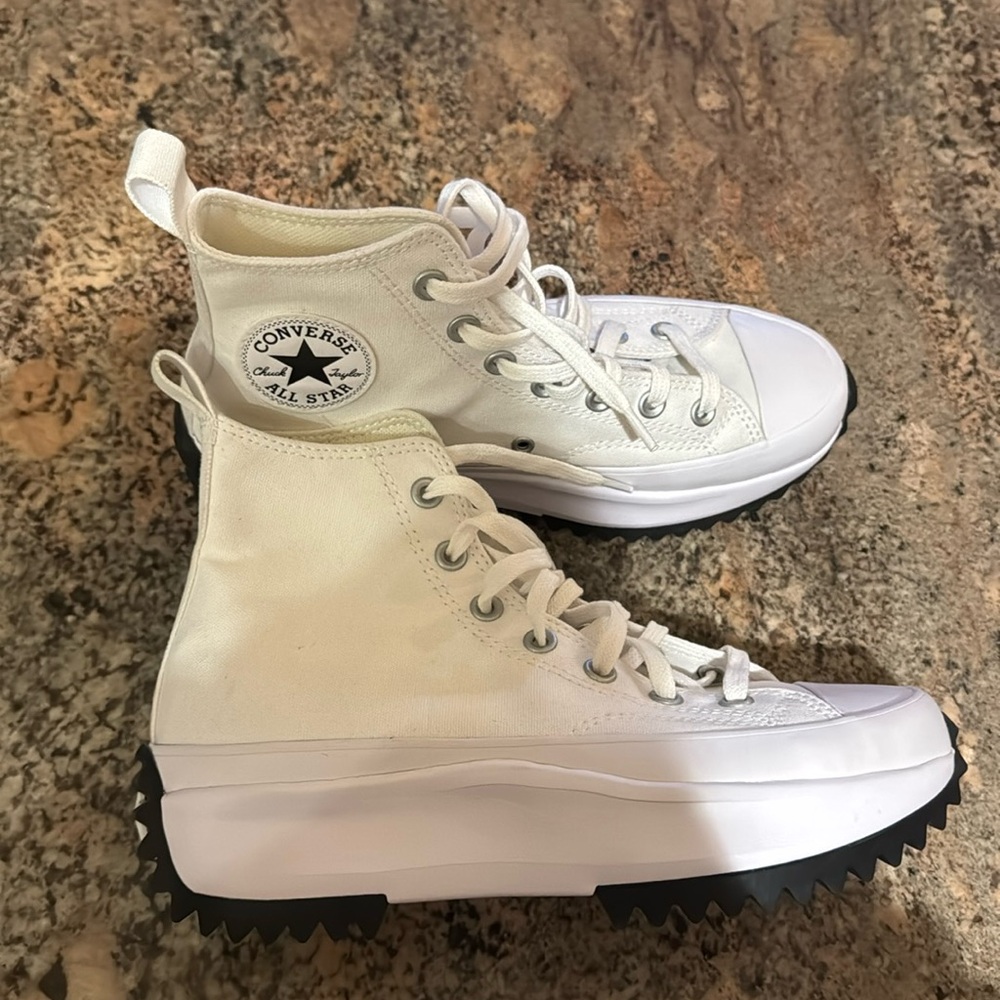 Women’s Converse Shoes